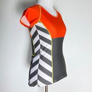 Moxie NWT cycling SUP surfing rash guard workout top